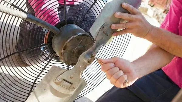 On The Way technician servicing HVAC system